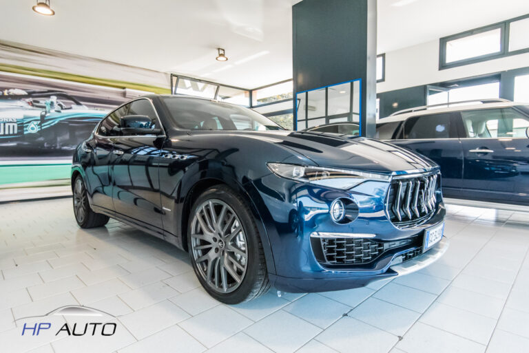 Maserati Levante 3.0 V6 Granlusso 275cv auto Royale